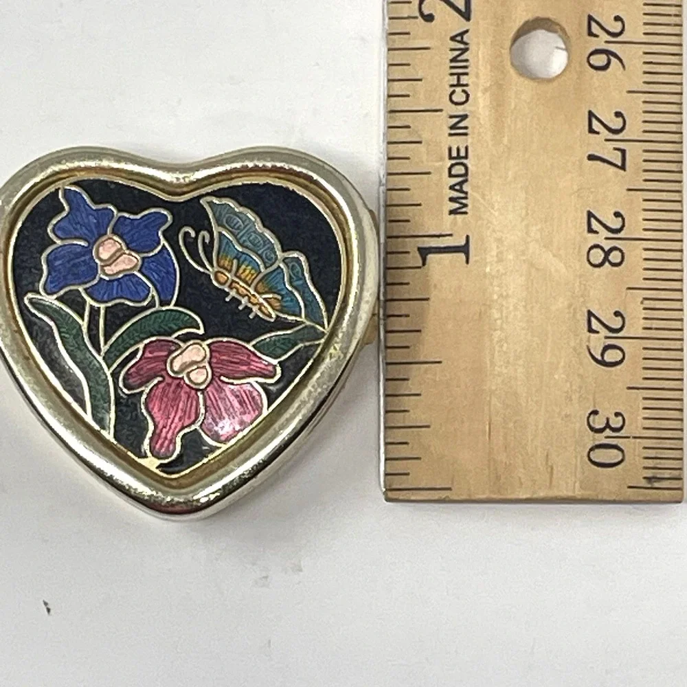 Vintage Cloisonne Heart Pill Box Butterfly Floral Enamel‎ Gold Tone Trinket Case